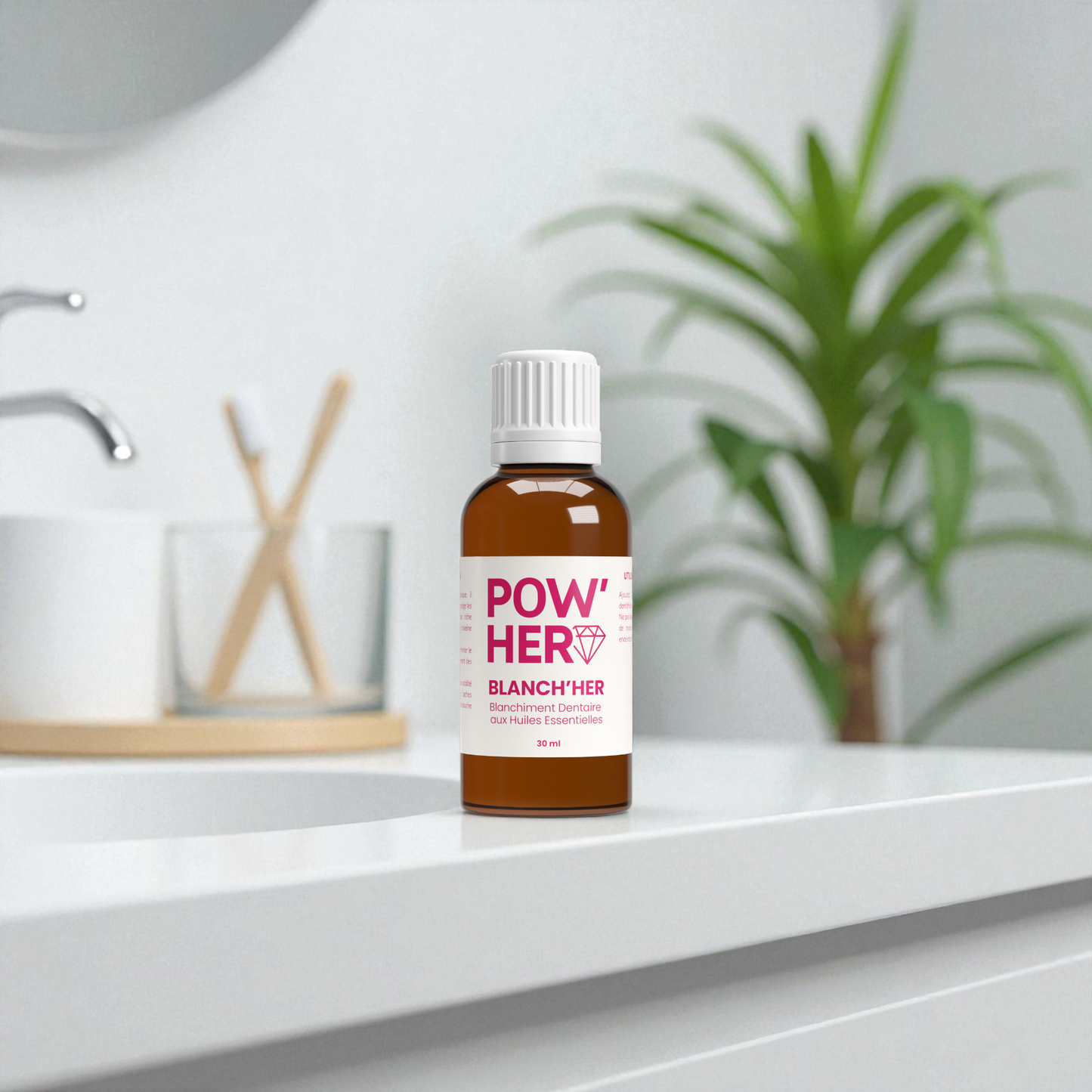 Synergie bucco-dentaire 100 % naturelle 30 mL : purifie, blanchit et rafraîchit. Réduit la plaque, le tartre et les taches superficielles. Un sourire éclatant.