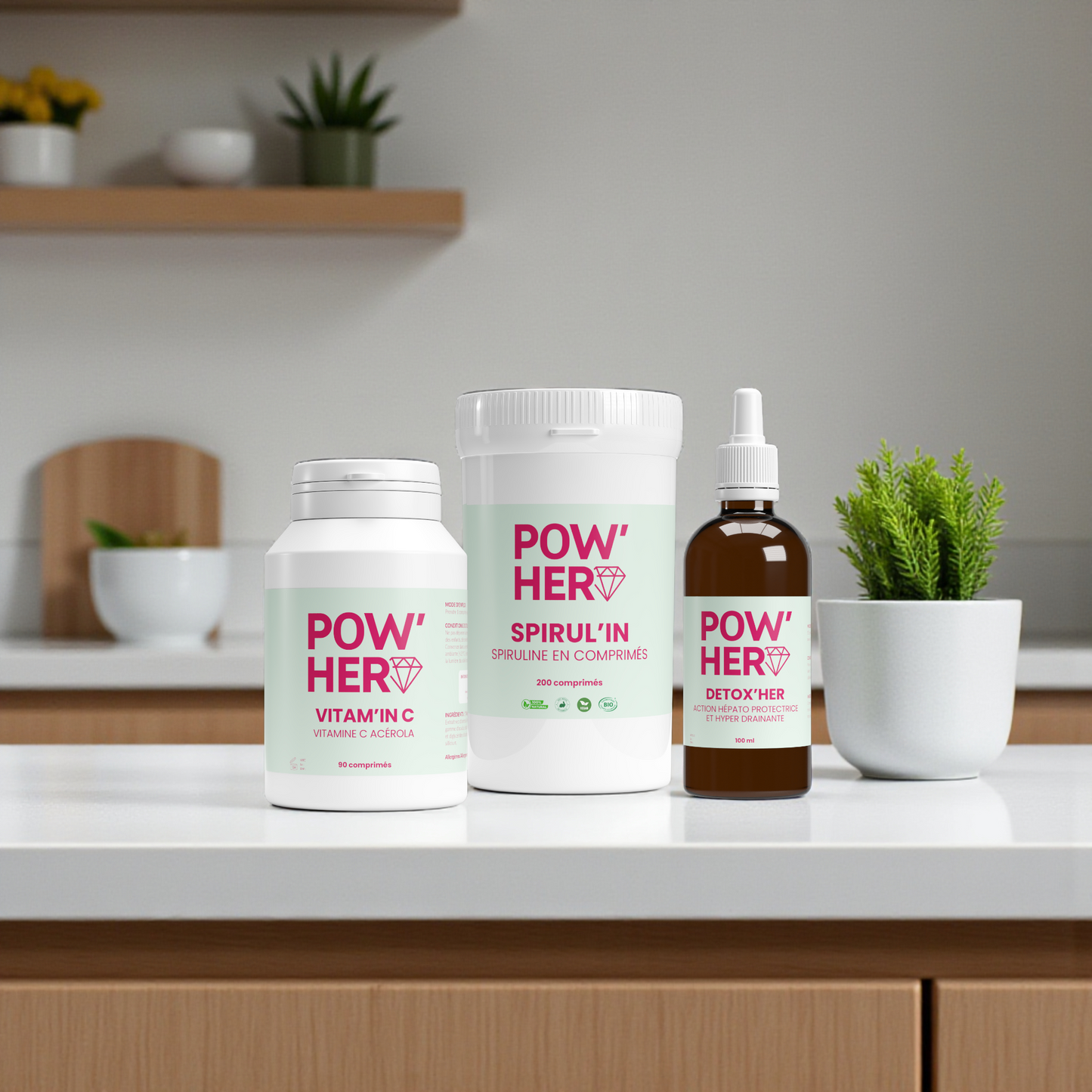 Pack BOOST POW'HER : spiruline + vitamine C + détox foie. Trio 100% naturel pour énergie, immunité et purification. Changements de saison.