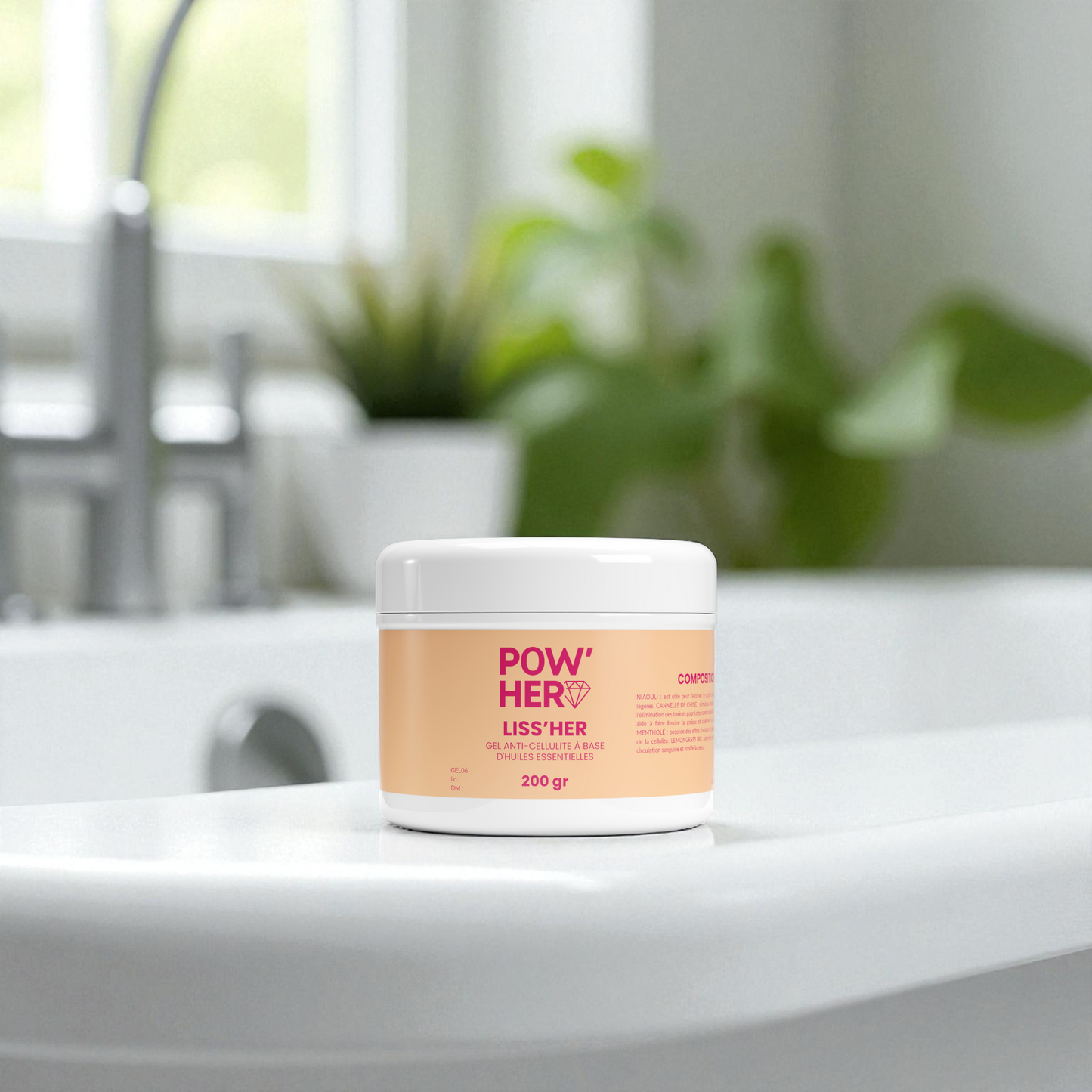 Gel anti-cellulite naturel qui draine, tonifie et lisse la peau. Action ciblée sur l’effet peau d’orange grâce au niaouli, citron, cannelle et eucalyptus. Silhouette visiblement affinée.