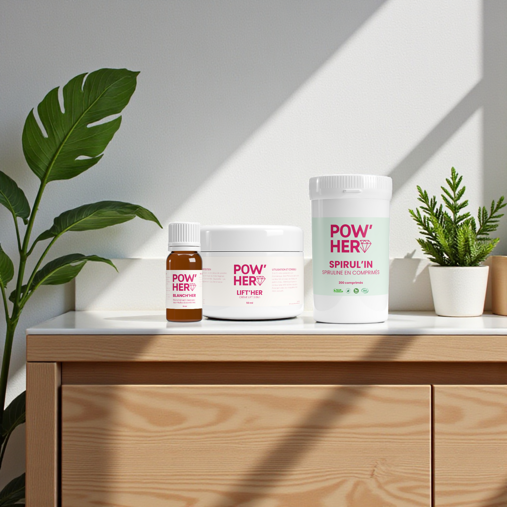 Pack bien-être naturel avec Spirul’IN, Lift’HER et Blanch’HER. Énergie, peau lissée et sourire éclatant dans une routine simple et efficace, intérieur et extérieur.