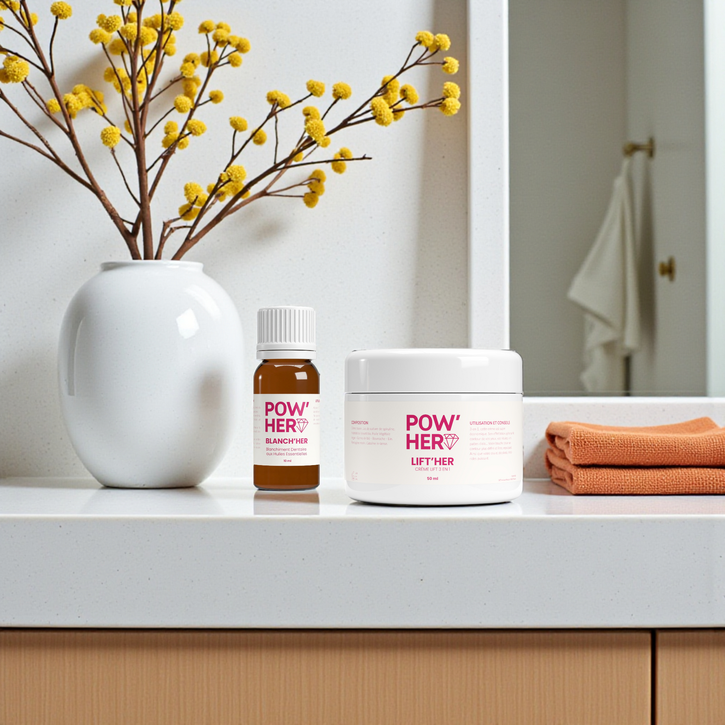 Découvre le Pack GLOW POW’HER : une routine 100% naturelle avec effet botox naturel et soin blancheur. Lifte ta peau et illumine ton sourire dès 3 semaines !